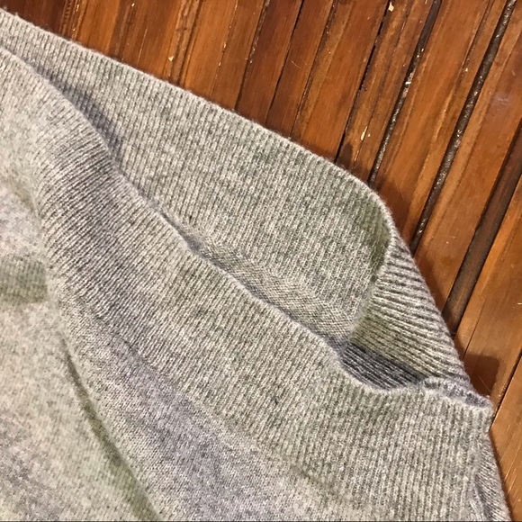 Talbots heather grey cashmere sweater, SP - Picture 5 of 5